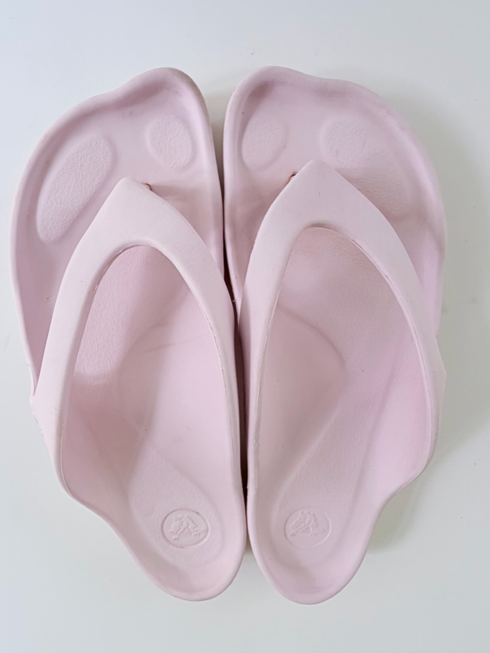 Crocs ABF Almost Barefoot Pink Flip Flops Sandals Size 9 Lightweight Comfort
